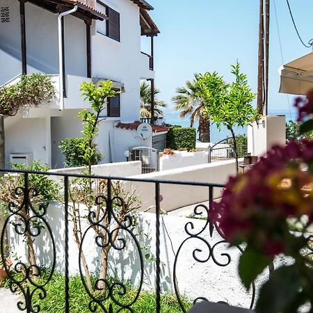 Beachfront Deluxe Apt. Pefkochori Zewnętrze zdjęcie