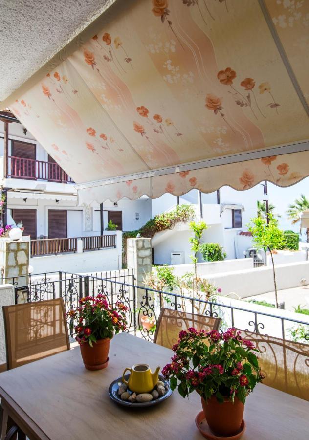 Beachfront Deluxe Apt. Pefkochori Zewnętrze zdjęcie