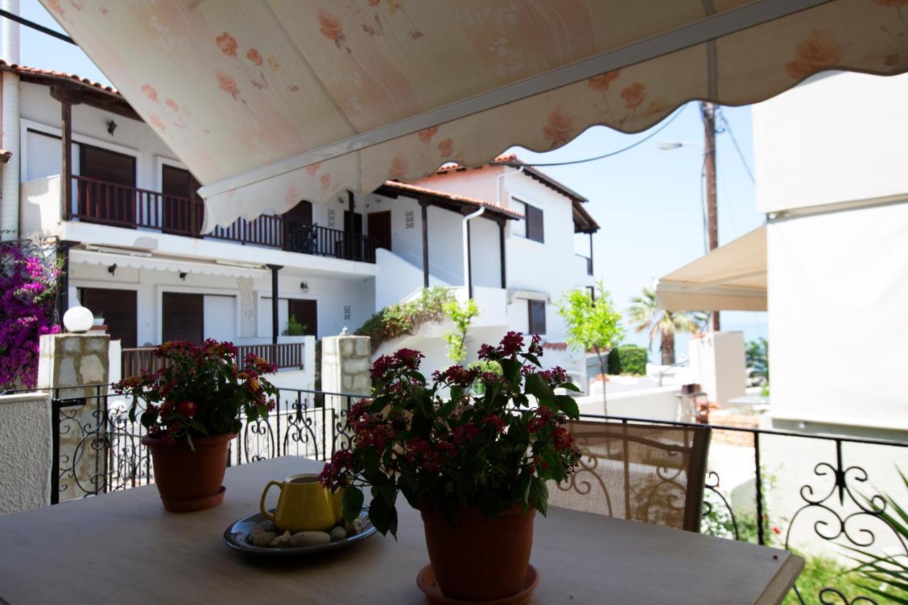 Beachfront Deluxe Apt. Pefkochori Zewnętrze zdjęcie